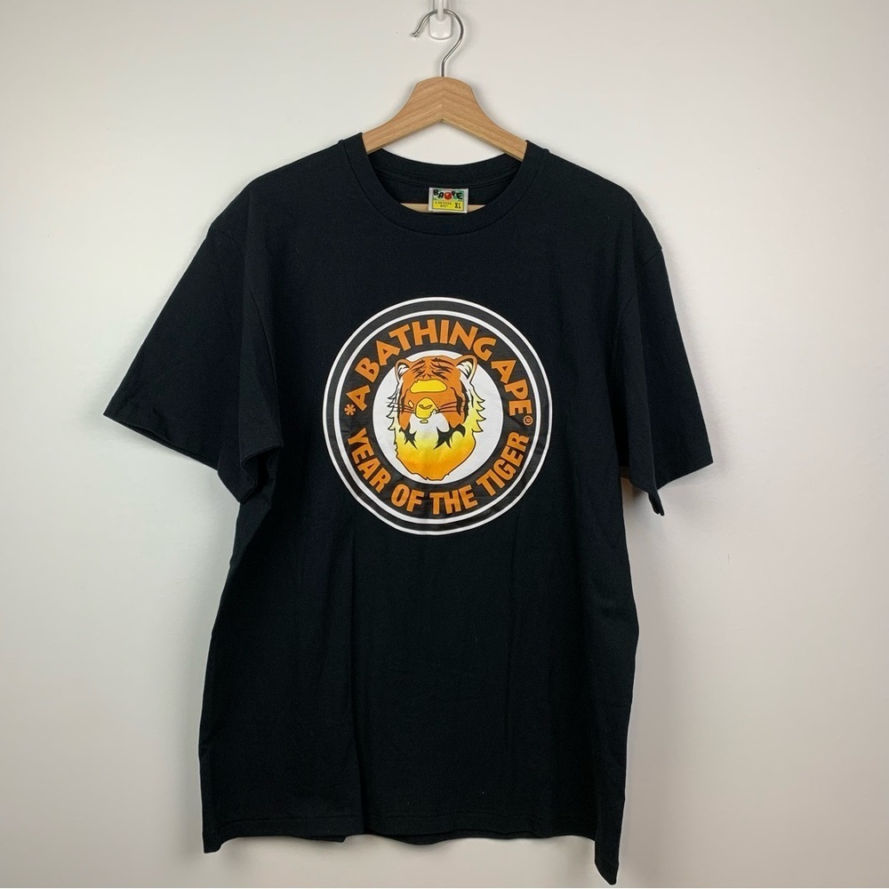 BAPE T-Shirt Men’s A Bathing Ape Year Of The Tiger Size XL Black Logo EUC - Picture 2 of 11